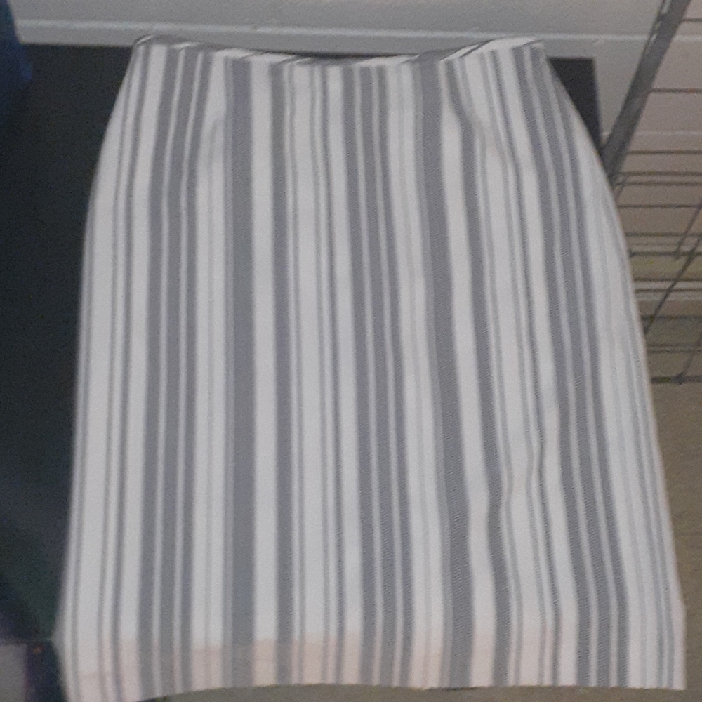 A Preston and York skirt